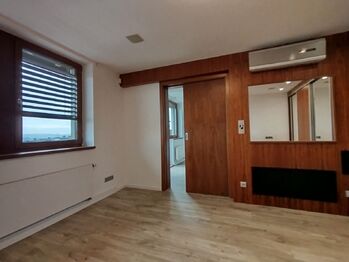 Pronájem domu 236 m², Uherské Hradiště