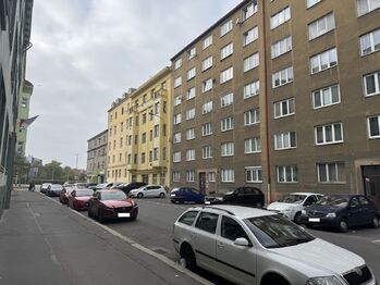 Prodej bytu 2+1 v osobním vlastnictví 50 m², Praha 9 - Libeň