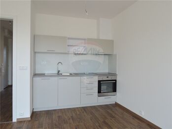 Pronájem bytu 2+kk v osobním vlastnictví 61 m², Hostivice