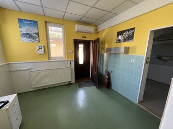 Pronájem komerčního prostoru 80 m², Zlín