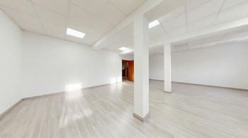 Pronájem obchodních prostor 160 m², Račice