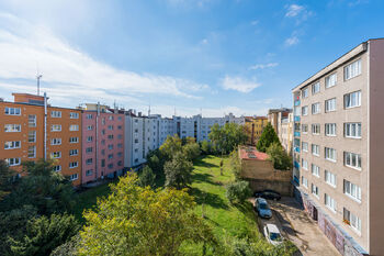 Prodej bytu 3+1 v osobním vlastnictví 90 m², Praha 10 - Strašnice