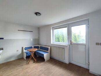 Pronájem kancelářských prostor 12 m², Náměšť nad Oslavou