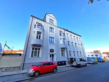 Pronájem bytu 1+1 v osobním vlastnictví 45 m², Praha 4 - Nusle