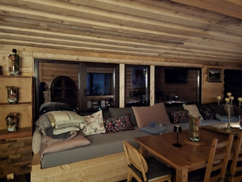 Prodej apartmánu 450 m², Prostřední Bečva