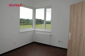 Pronájem bytu 3+kk v osobním vlastnictví 76 m², Velký Osek