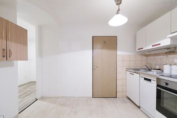 Prodej bytu 1+1 v osobním vlastnictví 37 m², Praha 5 - Košíře