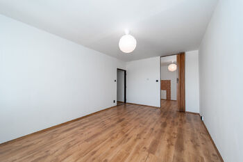 Prodej bytu 2+kk v osobním vlastnictví 57 m², Praha 8 - Libeň