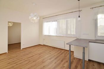 Pronájem bytu 2+kk v osobním vlastnictví 40 m², Praha 4 - Krč