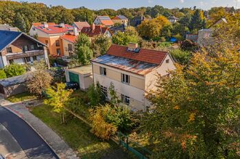 Prodej pozemku 1499 m², Praha 6 - Suchdol