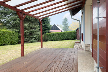 pergola za domem - Prodej domu 124 m², Růžová