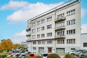 Prodej bytu 2+1 v osobním vlastnictví 57 m², Praha 4 - Podolí