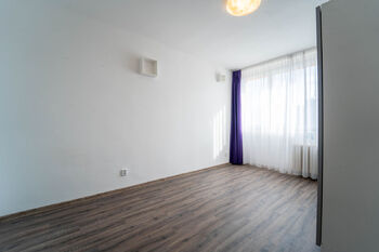 Pokoj 13,44 m2 - Prodej bytu 3+kk v osobním vlastnictví 72 m², Praha 8 - Bohnice