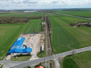 Pronájem skladovacích prostor 165 m², Malé Přítočno