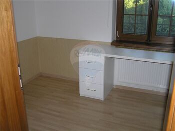 Pronájem kancelářských prostor 503 m², Pyšely