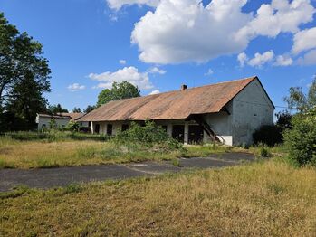 Prodej pozemku 11117 m², Hradec Králové