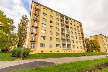 Pronájem bytu 2+1 v osobním vlastnictví 56 m², Most