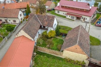 Prodej domu 224 m², Kostomlaty pod Řípem