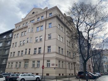 Pronájem bytu 1+1 v osobním vlastnictví 28 m², Praha 6 - Břevnov