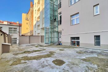 Prodej bytu 2+kk v osobním vlastnictví 47 m², Praha 6 - Bubeneč