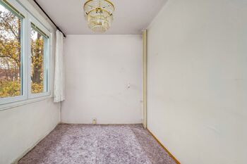 POKOJ U KUCHYNĚ - Prodej bytu 3+1 v osobním vlastnictví 66 m², České Budějovice