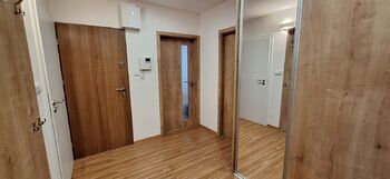 Předsíň - Pronájem bytu 2+1 v družstevním vlastnictví 52 m², Vyškov