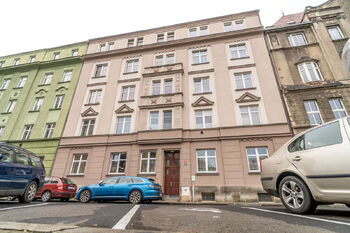 Prodej bytu 3+1 v osobním vlastnictví 63 m², Děčín