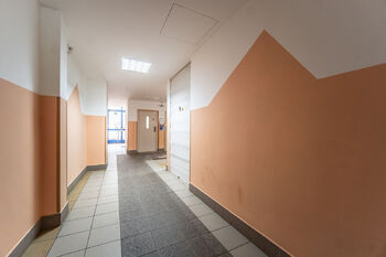 Prodej bytu 2+kk v osobním vlastnictví 45 m², Praha 4 - Chodov