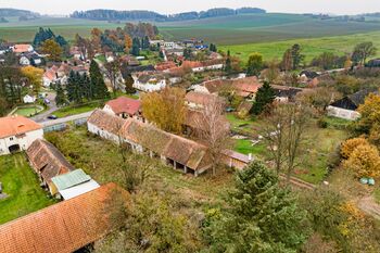 Prodej jiných prostor 900 m², Mišovice