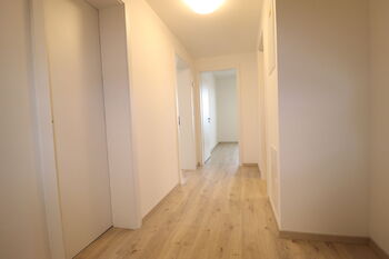 Chodba - Pronájem bytu 2+kk v osobním vlastnictví 76 m², Praha 9 - Letňany