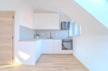 Pronájem bytu 1+kk v osobním vlastnictví 27 m², Kolín