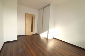 3. pokoj - Pronájem bytu 3+kk v osobním vlastnictví 77 m², Praha 4 - Chodov