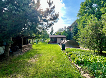 Prodej domu 260 m², Bystřany
