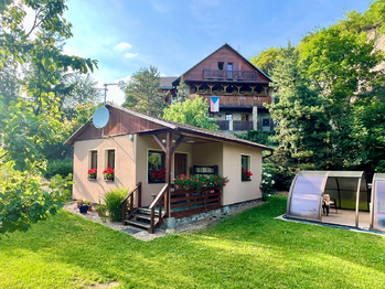 Prodej domu 260 m², Bystřany