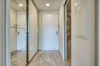 Předsíň - Pronájem bytu 2+kk v osobním vlastnictví 56 m², Praha 9 - Libeň