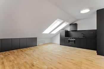 Pronájem bytu 1+kk v osobním vlastnictví 33 m², Praha 2 - Nové Město