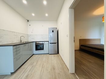 Pronájem bytu 3+kk v osobním vlastnictví 71 m², Tuchoměřice