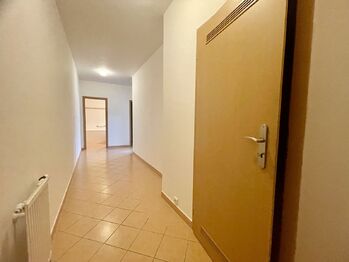 Pronájem bytu 2+kk v osobním vlastnictví 57 m², Hradec Králové