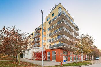 Prodej bytu 1+1 v osobním vlastnictví 43 m², Praha 5 - Smíchov