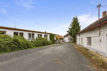 Prodej výrobních prostor 10670 m², Týnec nad Labem