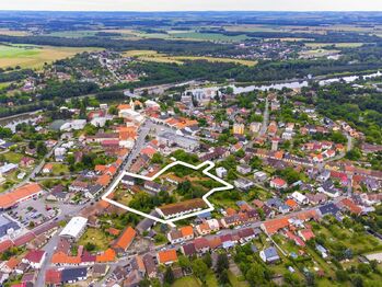 Prodej výrobních prostor 10670 m², Týnec nad Labem