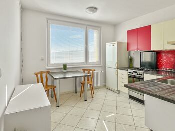 Prodej bytu 1+1 v osobním vlastnictví 41 m², Hradec Králové