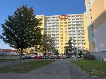 Prodej bytu 1+1 v osobním vlastnictví 41 m², Hradec Králové