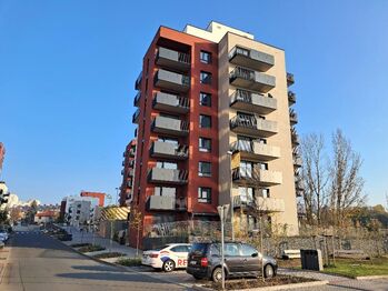 Pronájem bytu 1+kk v osobním vlastnictví 38 m², Praha 4 - Modřany