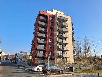 Pronájem bytu 1+kk v osobním vlastnictví 38 m², Praha 4 - Modřany