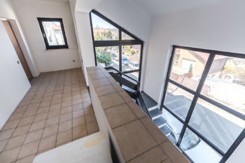 Prodej domu 550 m², Praha 9 - Hloubětín