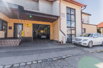 Prodej domu 550 m², Praha 9 - Hloubětín
