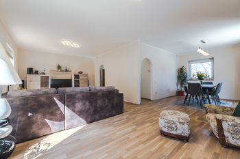Prodej domu 550 m², Praha 9 - Hloubětín