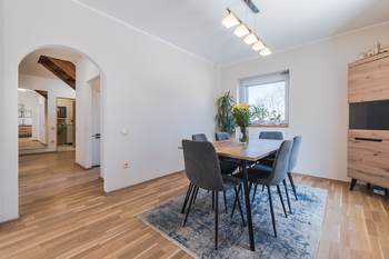 Prodej domu 550 m², Praha 9 - Hloubětín