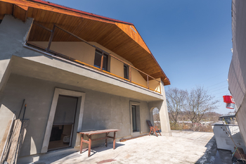 Prodej domu 550 m², Praha 9 - Hloubětín